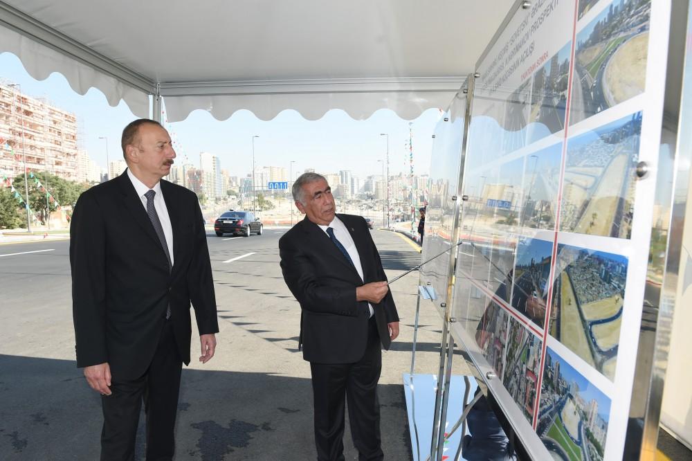 Prezident İlham Əliyev paytaxtın keçmiş "Sovetski" ərazisində yeni yolların açılışında iştirak edib (YENİLƏNİB) (FOTO)