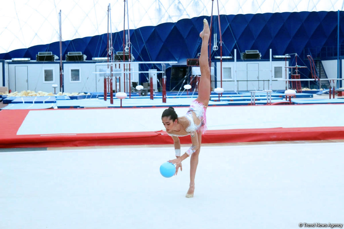Bədii gimnastika üzrə 24-cü açıq Azərbaycan çempionatına start verilib (FOTO)