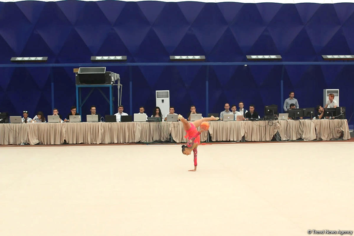 Bədii gimnastika üzrə 24-cü açıq Azərbaycan çempionatına start verilib (FOTO)