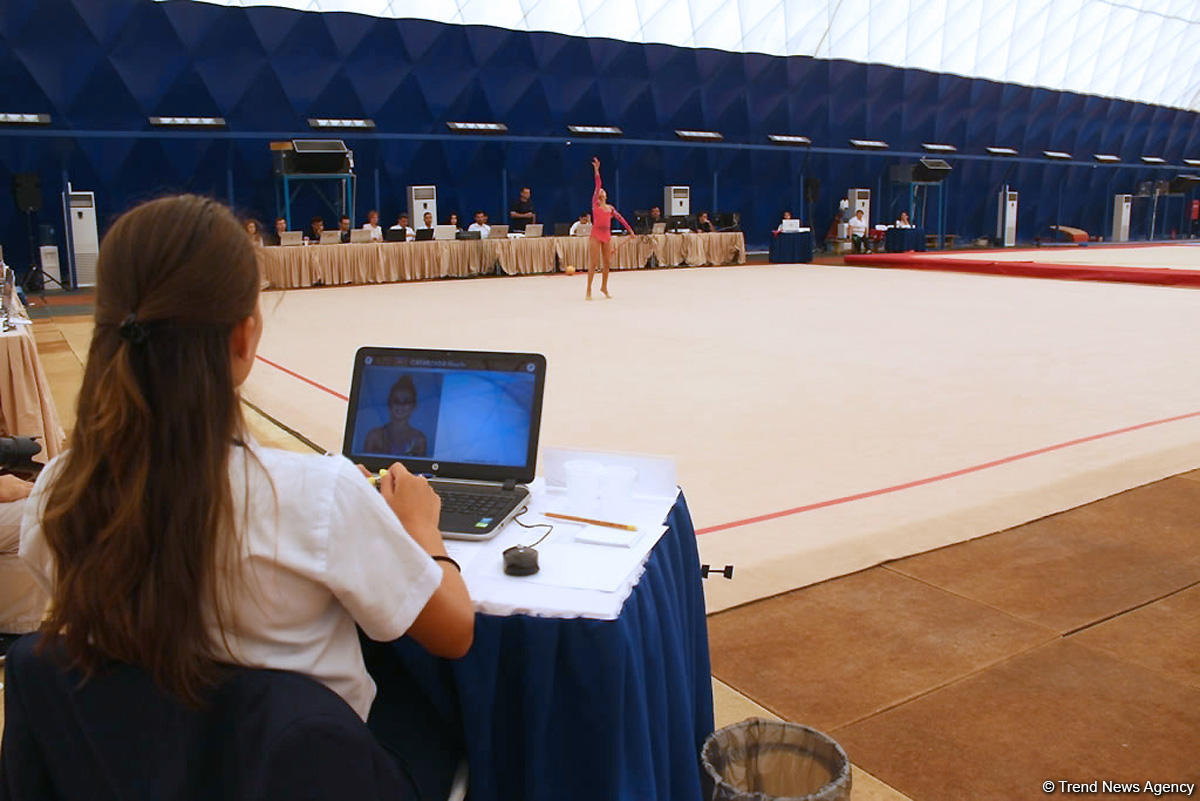 Bədii gimnastika üzrə 24-cü açıq Azərbaycan çempionatı keçirilir (FOTO)