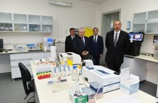 Prezident İlham Əliyev Göygöl Zona Baytarlıq Laboratoriyasında yaradılan şəraitlə tanış olub (FOTO)
 (Yenilənib)