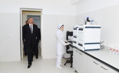 Prezident İlham Əliyev Göygöl Zona Baytarlıq Laboratoriyasında yaradılan şəraitlə tanış olub (FOTO)
 (Yenilənib)