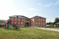 Prezident İlham Əliyev Heydər Əliyev Fondunun təşəbbüsü ilə Samuxda inşa edilən körpələr evi-uşaq bağçasının açılışında iştirak edib (FOTO)