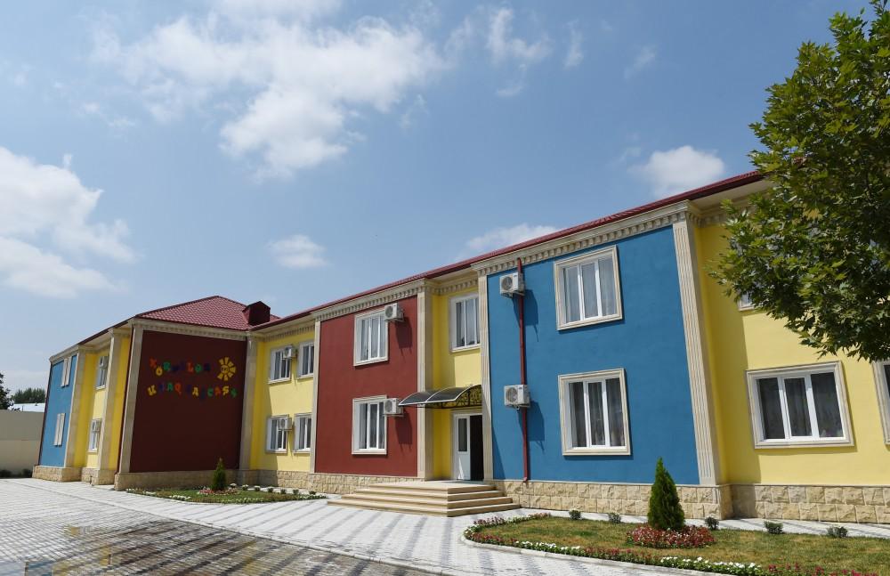 Prezident İlham Əliyev Göygöldə körpələr evi-uşaq bağçasının açılışında iştirak edib (FOTO)