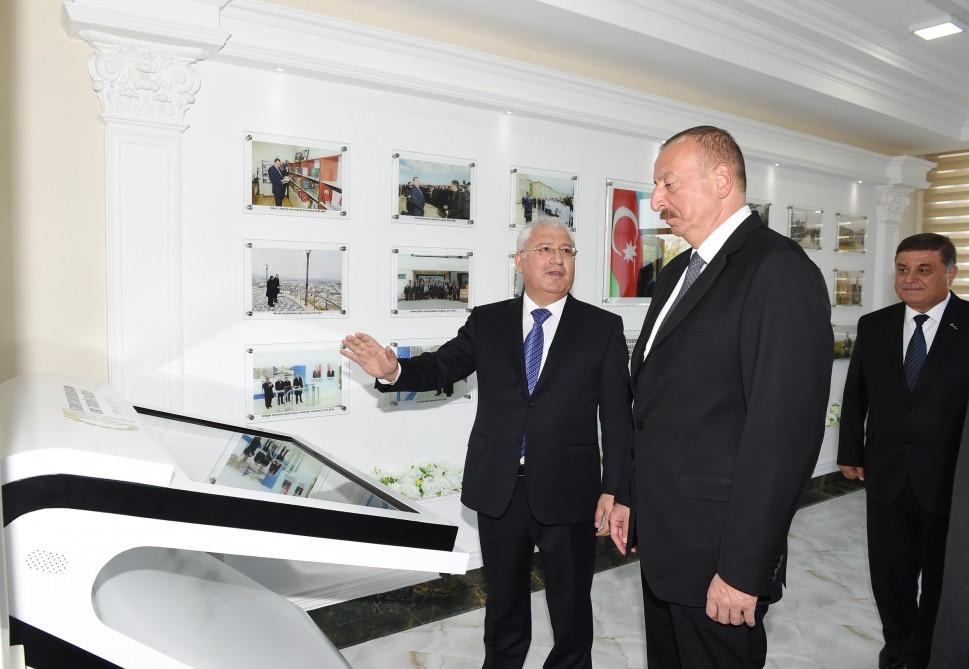 Prezident İlham Əliyev Göygöl Zona Baytarlıq Laboratoriyasında yaradılan şəraitlə tanış olub (FOTO)
 (Yenilənib)