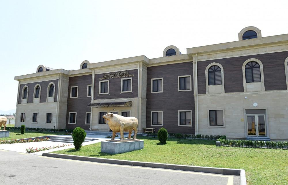 Prezident İlham Əliyev Respublika Süni Mayalanma Mərkəzinin açılışında iştirak edib (FOTO)