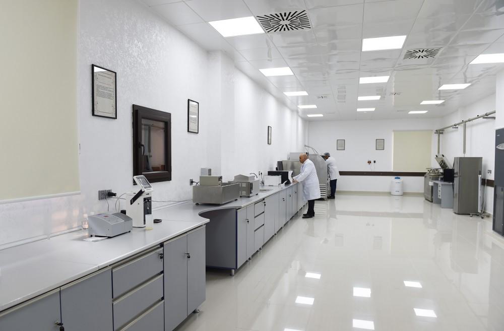 Prezident İlham Əliyev Respublika Süni Mayalanma Mərkəzinin açılışında iştirak edib (FOTO)