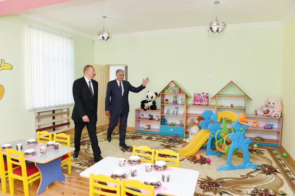 Prezident İlham Əliyev Heydər Əliyev Fondunun təşəbbüsü ilə Samuxda inşa edilən körpələr evi-uşaq bağçasının açılışında iştirak edib (FOTO)