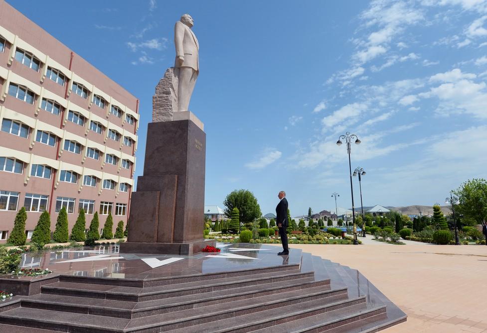 Prezident İlham Əliyev Göygöl rayonuna səfərə gəlib (FOTO)