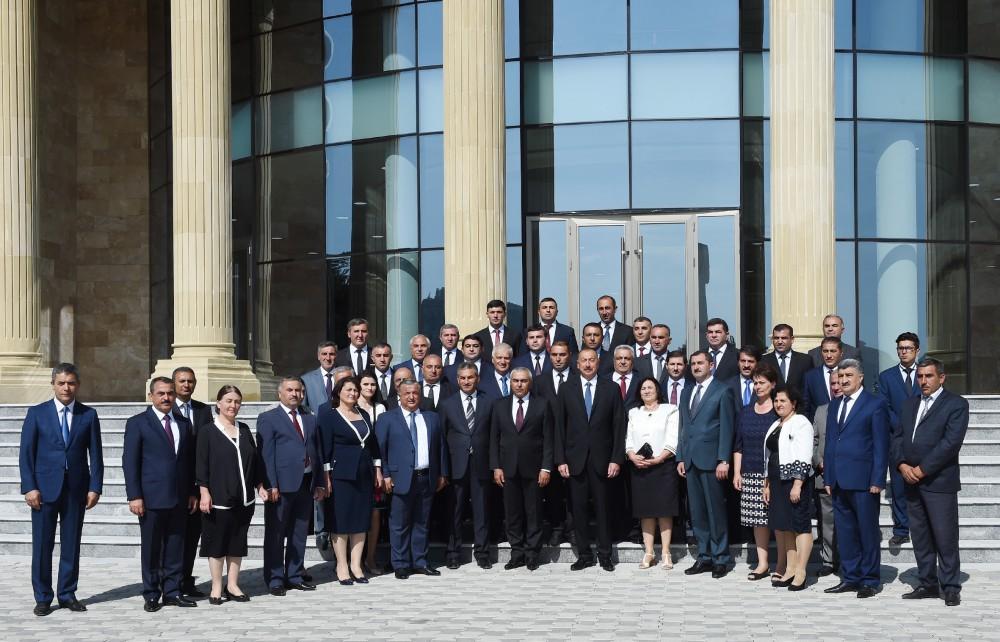 Prezident İlham Əliyev Gədəbəy rayonunun içməli su təchizatı layihəsinin açılışında iştirak edib (FOTO) (YENİLƏNİB)