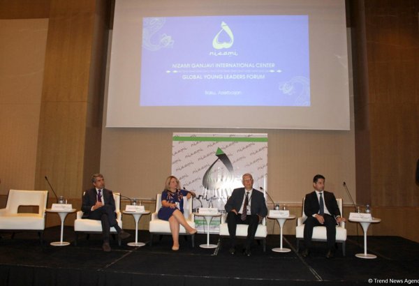 Bakı Qlobal Gənc Liderlər Forumu (FOTOREPORTAJ)