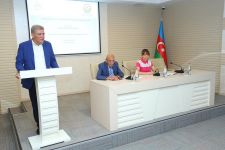 Bilik Fondu “Heydər Əliyev və Azərbaycan dili: dövlət quruculuğu kontekstində” mövzusunda mühazirə keçirib (FOTO)