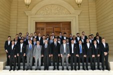 Prezident İlham Əliyev "Qarabağ"  futbol klubunun heyətini qəbul edib (FOTO) (YENİLƏNİB)