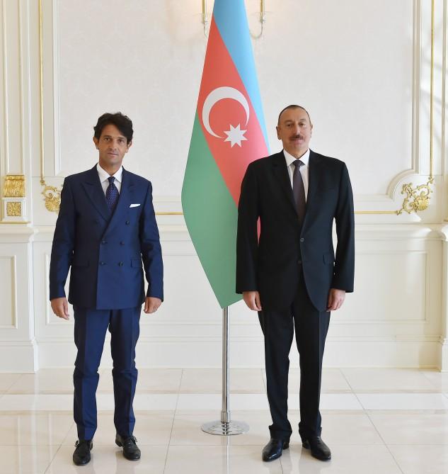Prezident İlham Əliyev İtaliya səfirinin etimadnaməsini qəbul edib (FOTO) (YENİLƏNİB)