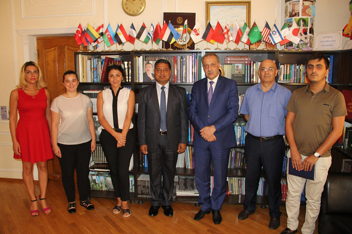 Hindistan səfiri Bilik Fondunda olub (FOTO)