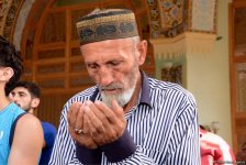 Azərbaycan məscidlərində bayram namazı qılınıb (FOTO)