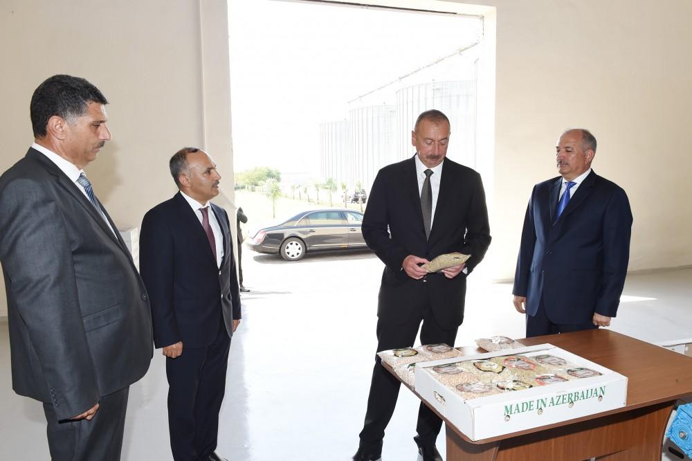 Prezident İlham Əliyev “Avanqard” MMC-nin dənli və paxlalı bitkilərin təmizlənməsi və qablaşdırılması müəssisəsinin açılışında iştirak edib (FOTO)