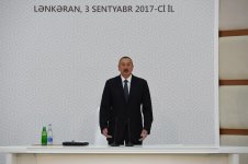 Prezident İlham Əliyevin sədrliyi ilə Lənkəranda çay, çəltik və sitrus meyvələri istehsalının inkişafı məsələlərinə dair respublika müşavirəsi keçirilib (FOTO) (YENİLƏNİB-2)