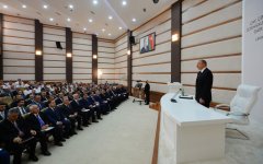 Prezident İlham Əliyevin sədrliyi ilə Lənkəranda çay, çəltik və sitrus meyvələri istehsalının inkişafı məsələlərinə dair respublika müşavirəsi keçirilib (FOTO) (YENİLƏNİB-2)