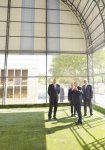 Prezident İlham Əliyev Bakıdakı 74 nömrəli məktəbdə əsaslı təmirdən sonra yaradılan şəraitlə tanış olub (FOTO) (YENİLƏNİB)