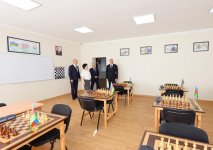 Prezident İlham Əliyev 201 saylı tam orta məktəbdə yenidənqurmadan sonra yaradılan şəraitlə tanış olub (FOTO)