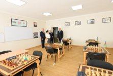 Prezident İlham Əliyev 201 saylı tam orta məktəbdə yenidənqurmadan sonra yaradılan şəraitlə tanış olub (FOTO)