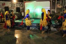“Retro Bakı”da bayram konserti (FOTO)