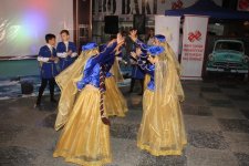 “Retro Bakı”da bayram konserti (FOTO)