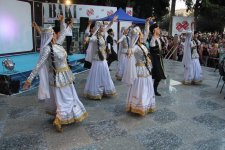 “Retro Bakı”da bayram konserti (FOTO)