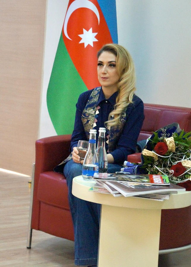 Gülnarə Xəlilova “Qızlar Seminariyası” layihəsində - Uğura gedən yol (FOTO)