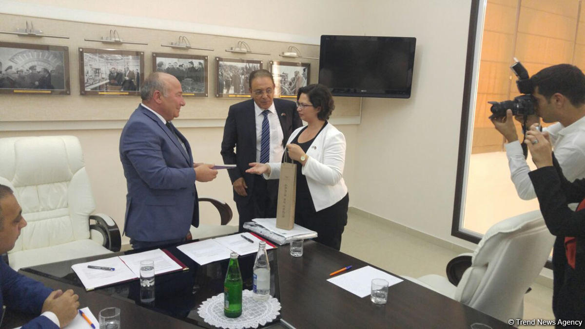 Azərbaycanın Şamaxı və İsrailin Tirat Karmel şəhərləri qardaşlaşıblar (FOTO)