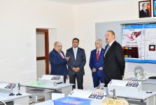 Prezident İlham Əliyev 212 saylı məktəbdə yaradılan şəraitlə tanış olub (FOTO)
