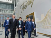 Prezident İlham Əliyev “EXPO 2017 Astana” beynəlxalq sərgisində Azərbaycanın və Qazaxıstanın milli pavilyonları ilə tanış olub (FOTO)