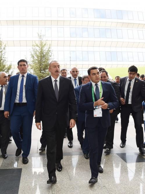 Prezident İlham Əliyev “EXPO 2017 Astana” beynəlxalq sərgisində Azərbaycanın və Qazaxıstanın milli pavilyonları ilə tanış olub (FOTO)