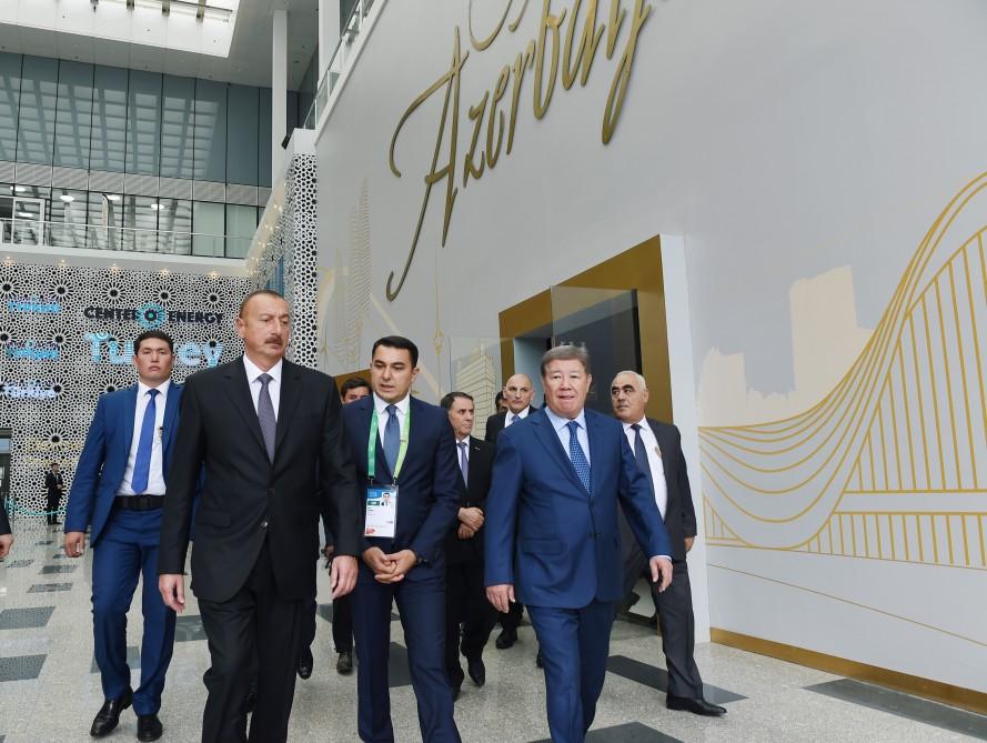 Prezident İlham Əliyev “EXPO 2017 Astana” beynəlxalq sərgisində Azərbaycanın və Qazaxıstanın milli pavilyonları ilə tanış olub (FOTO)