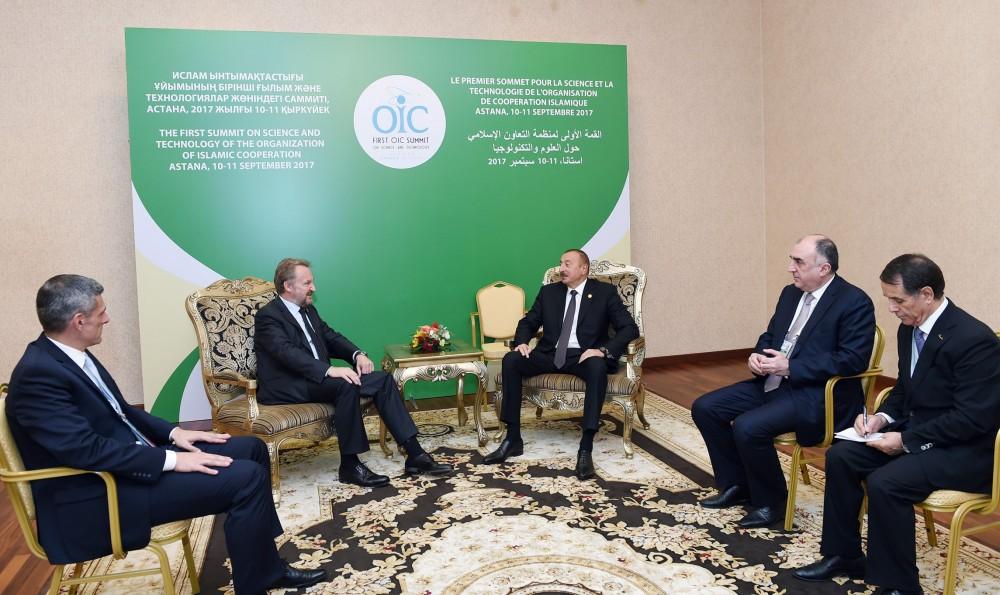 Prezident İlham Əliyev Astanada Bosniya və Herseqovinanın Rəyasət Heyətinin üzvü Bakir İzetbeqoviç ilə görüşüb (FOTO)