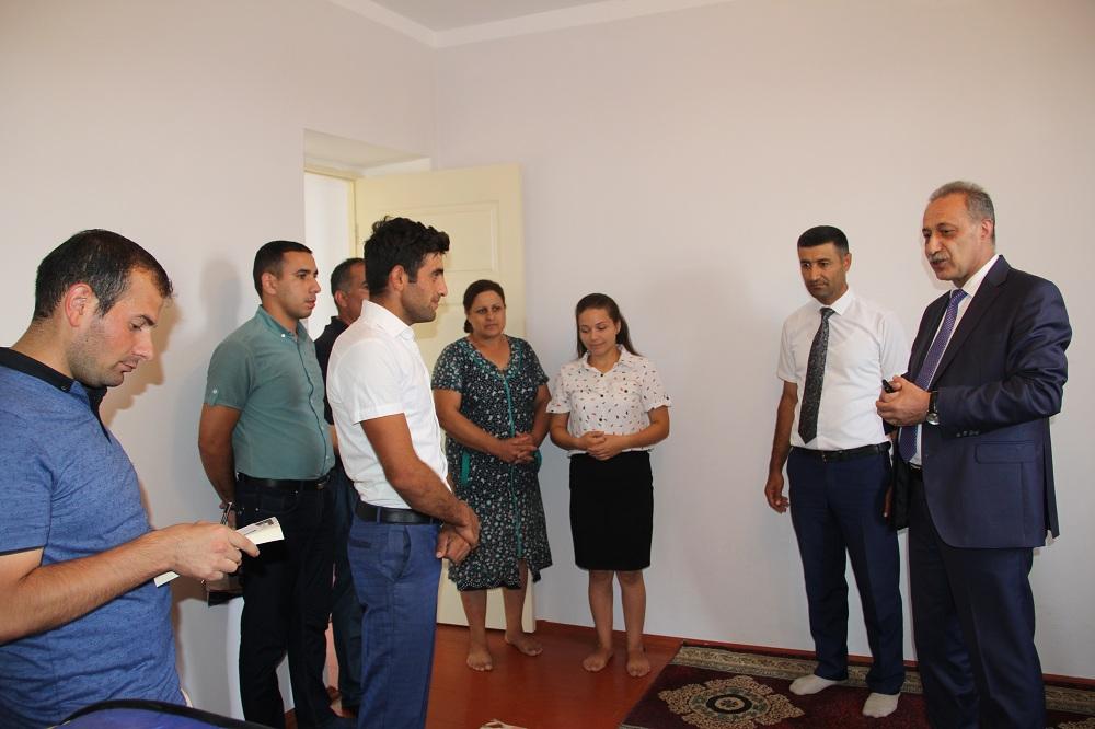 Bilik Fondu Cocuq Mərcanlı məktəbinə kitab hədiyyə edib (FOTO)