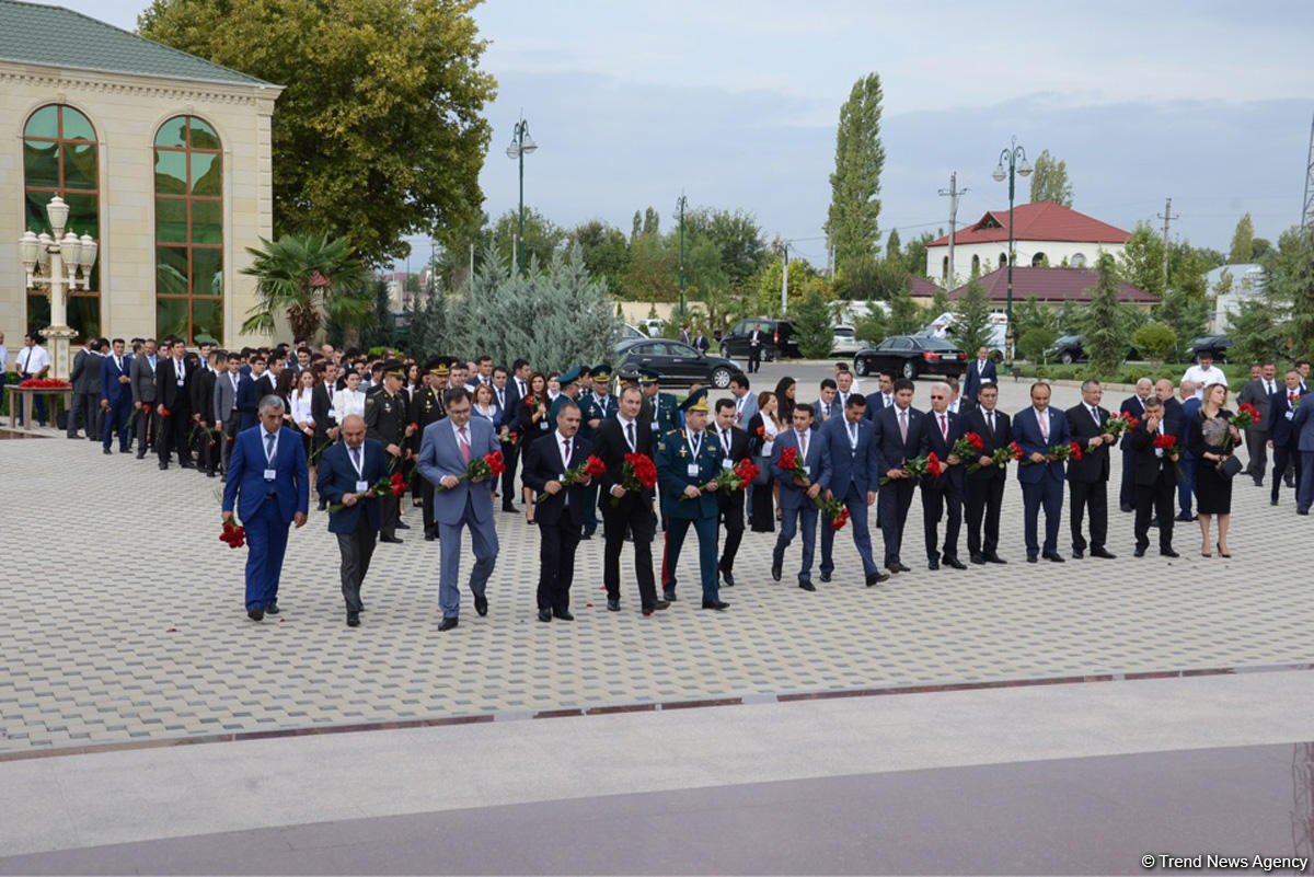 Quzanlıda Azərbaycanın işğal olunmuş və cəbhəyanı rayonlarının gənclərinin forumu keçirilib (FOTO) (YENİLƏNİB)