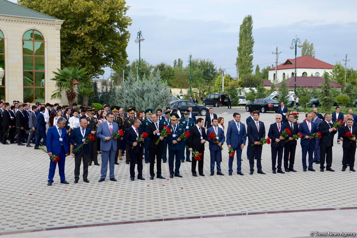 Quzanlıda Azərbaycanın işğal olunmuş və cəbhəyanı rayonlarının gənclərinin forumu keçirilib (FOTO) (YENİLƏNİB)