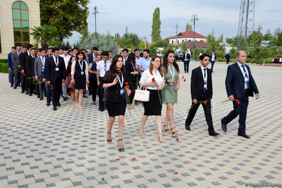 Quzanlıda Azərbaycanın işğal olunmuş və cəbhəyanı rayonlarının gənclərinin forumu keçirilib (FOTO) (YENİLƏNİB)