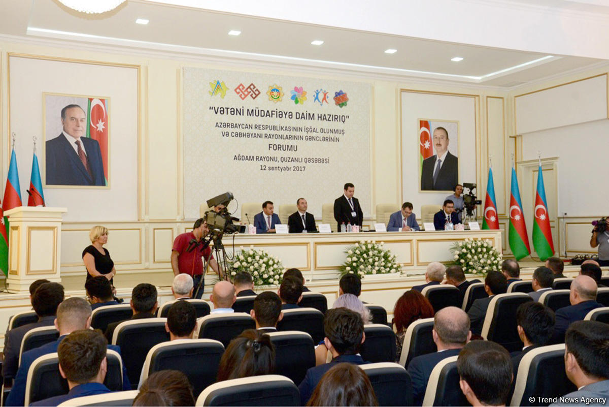 Quzanlıda Azərbaycanın işğal olunmuş və cəbhəyanı rayonlarının gənclərinin forumu keçirilib (FOTO) (YENİLƏNİB)