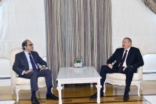 Prezident İlham Əliyev Beynəlxalq Valyuta Fondunun Orta Şərq və Mərkəzi Asiya Departamentinin direktorunu qəbul edib (YENİLƏNİB) (FOTO)