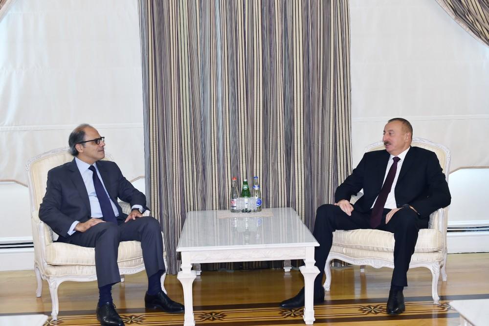 Prezident İlham Əliyev Beynəlxalq Valyuta Fondunun Orta Şərq və Mərkəzi Asiya Departamentinin direktorunu qəbul edib (YENİLƏNİB) (FOTO)