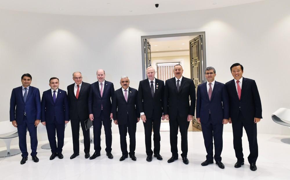 BP şirkətinin baş icraçı direktoru Robert Dadli “Dostluq” ordeni ilə təltif olunub (FOTO)