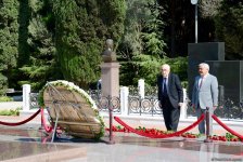 Azərbaycanda Neftçilər günü qeyd olunur (FOTOREPORTAJ)