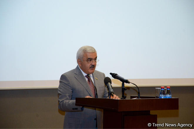 Rövnəq Abdullayev: TANAP kəməri Əskişəhərə 2018-ci ilin ortalarında çatacaq