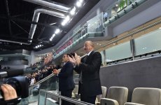 Azərbaycan Prezidenti İlham Əliyev voleybol üzrə milli komandamızın oyununa baxıb (FOTO)