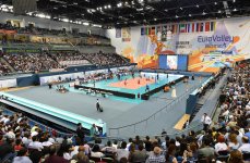 Prezident İlham Əliyev voleybol üzrə milli komandamızın oyununa baxıb (FOTO)