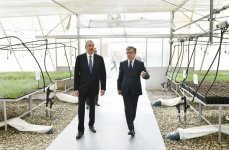 Prezident İlham Əliyev Salyanın Xıdırlı kəndində dəniz suyunun duzsuzlaşdırılması kompleksinin fəaliyyəti ilə tanış olub (FOTO)
