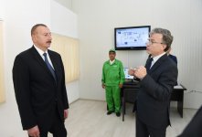 Prezident İlham Əliyev Salyanın Xıdırlı kəndində dəniz suyunun duzsuzlaşdırılması kompleksinin fəaliyyəti ilə tanış olub (FOTO)